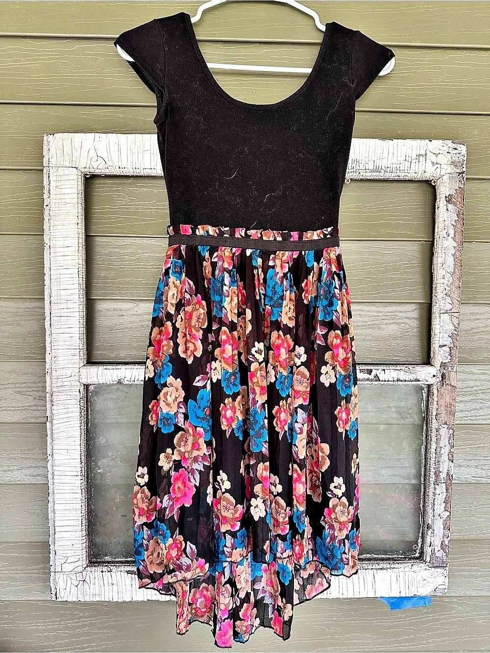 Xhilaration Floral Midi Dress in Black & Pink Size XS